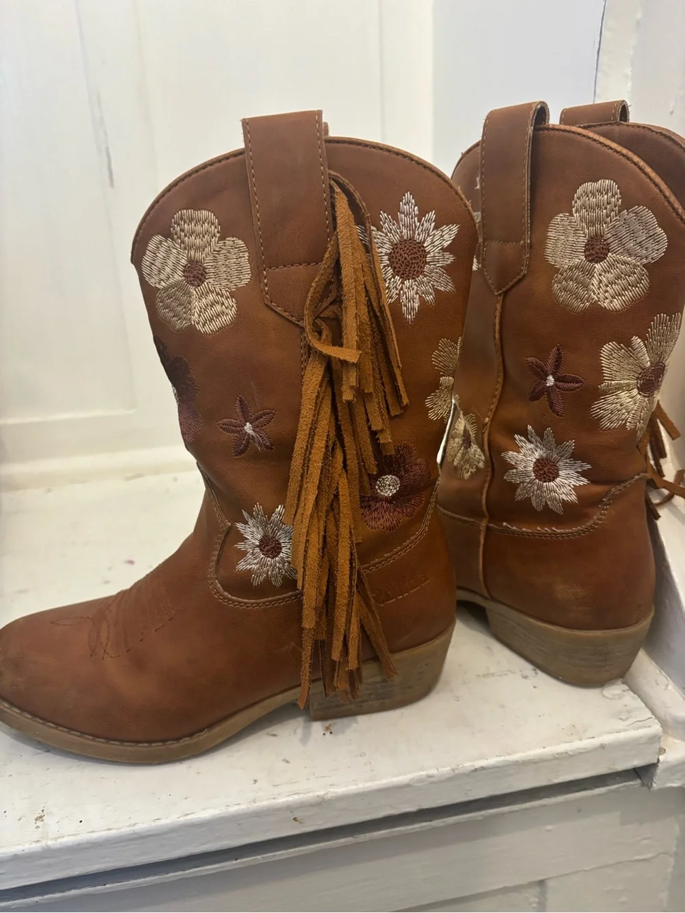 Girl’s Brown Floral Embroidered Fringe Western Boots